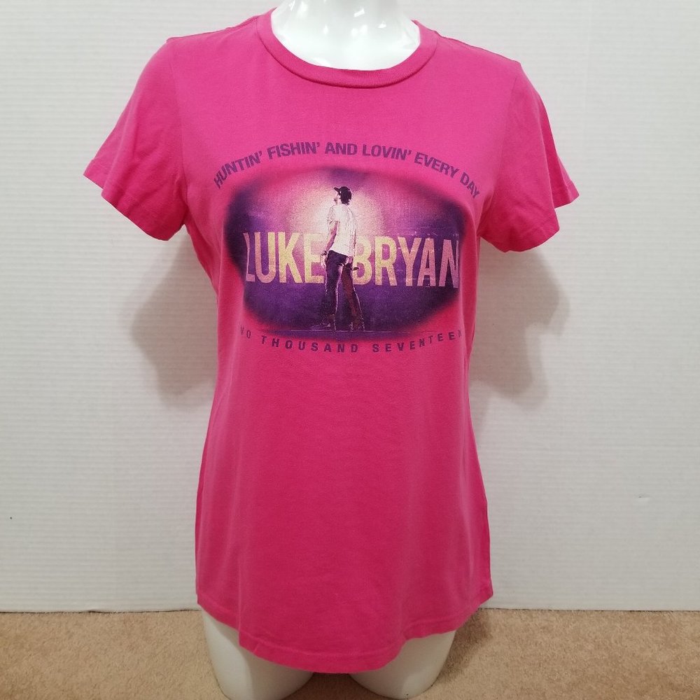 Luke Bryan shirt Large Huntin’ Fishin’ Lovin’ Everyday Tour 2017 band merch